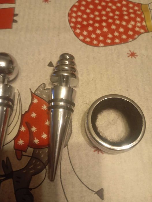caixa de ferramentas para vinho com 8 peças.