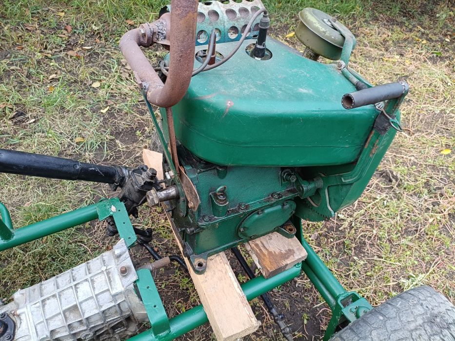 Саморобний міні-трактор