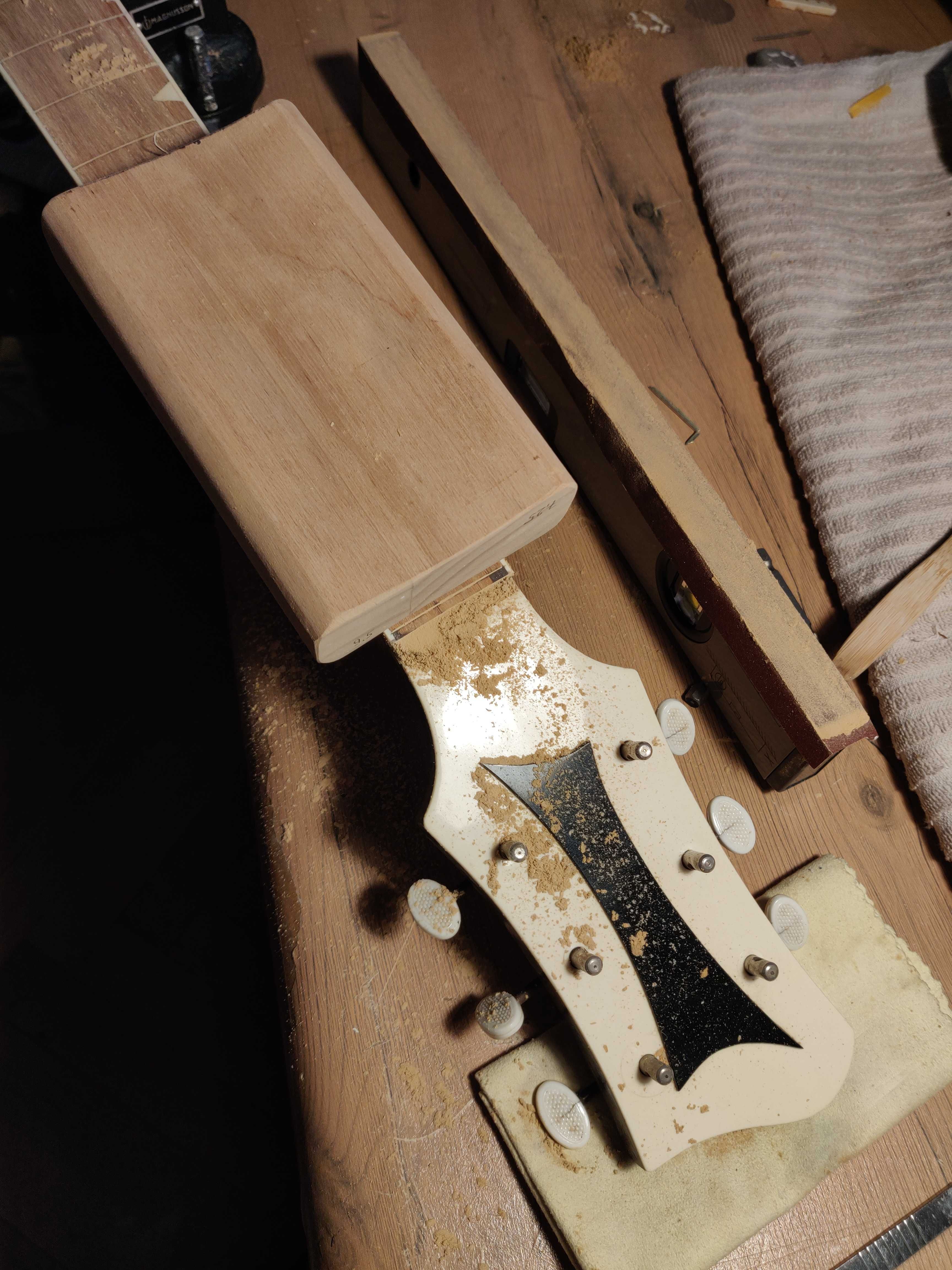 Serwis i Naprawa Gitar, Pracownia Instrumentów, Lutnik Poznań