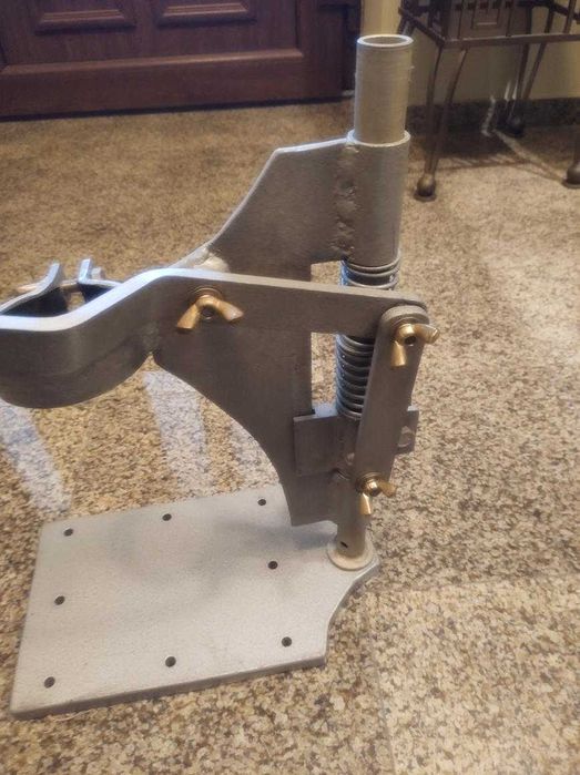 masywny stojak do wiertarki