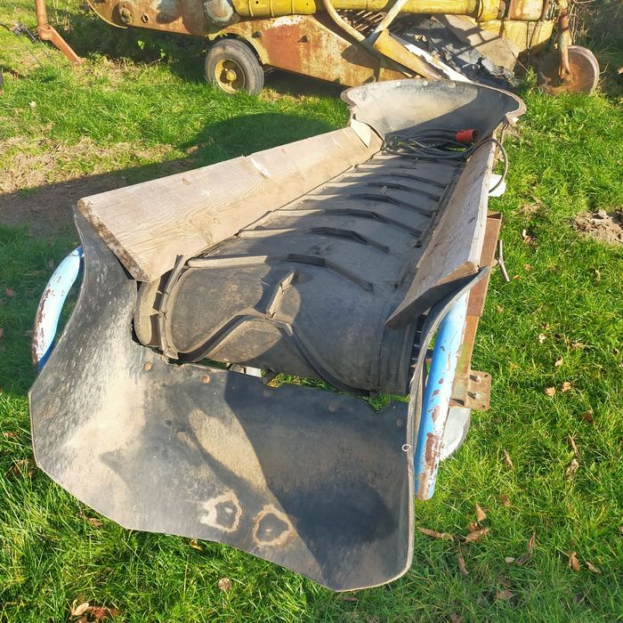 Taśmociąg podajnik