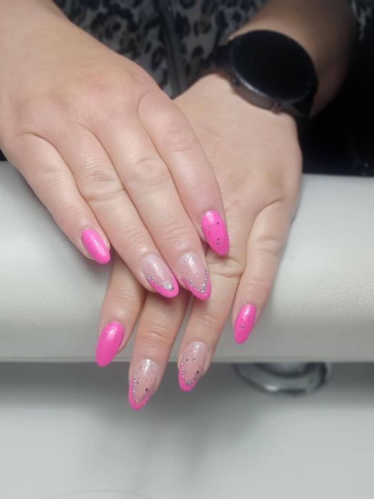 Paznokcie żelowe hybryda pedicure