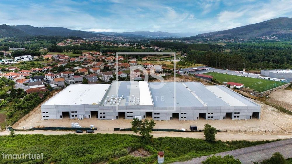 Pavilhões Industriais com Possibilidade de Expansão | Localização Estr