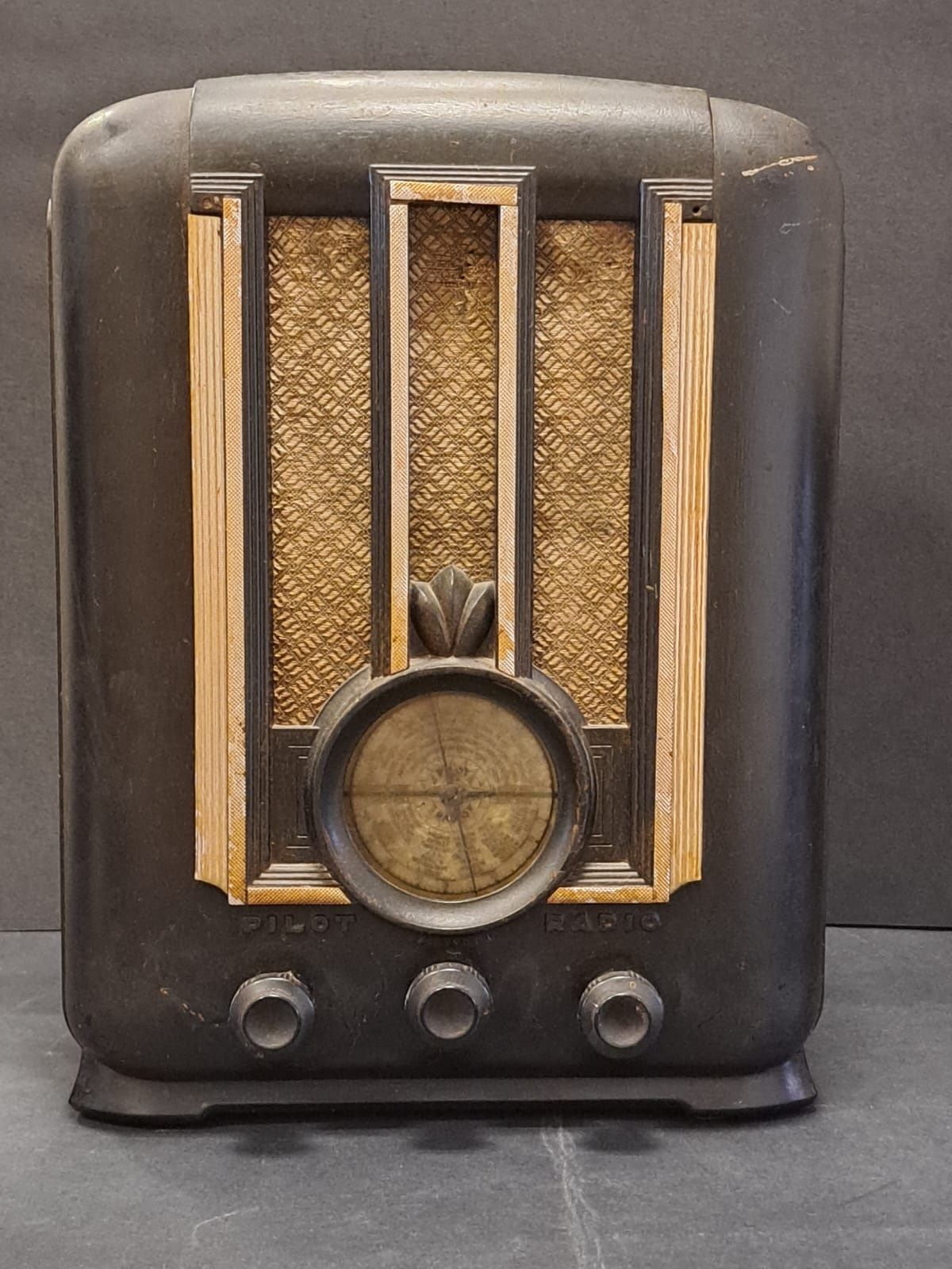 Radio antigo a vavulas
