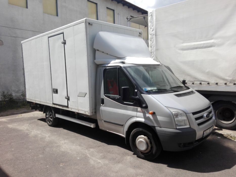 Transport z windą 5,6t ładowności