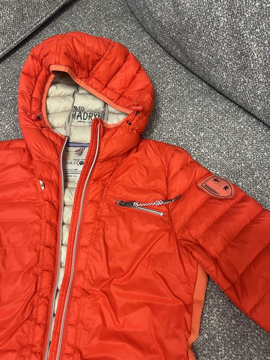 Осіння куртка жіноча