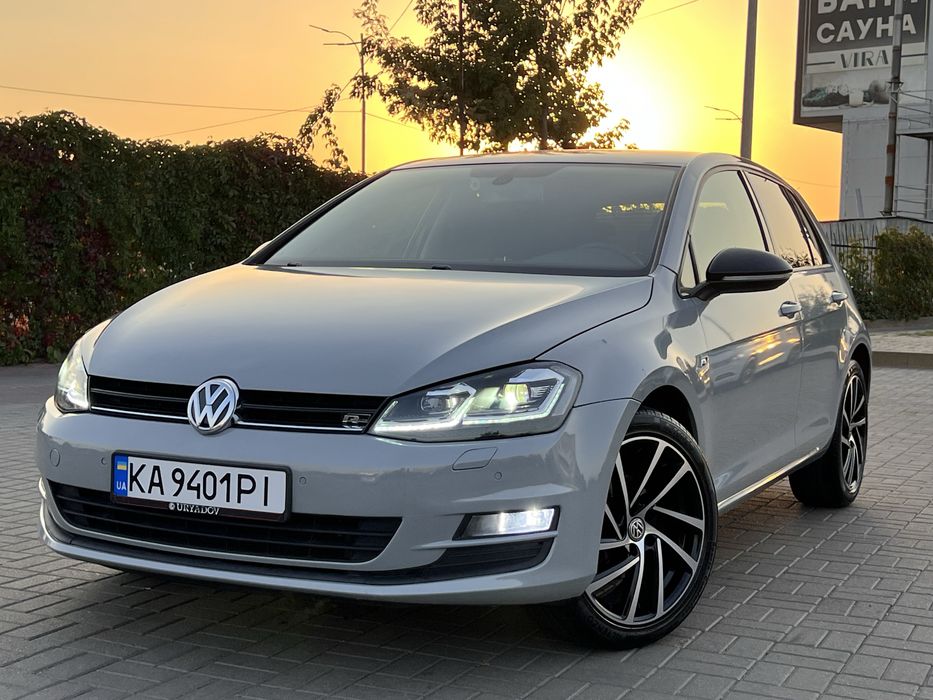 Volkswagen Golf 2013 Official