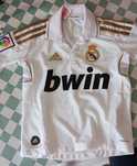 Equipamento Real Madrid criança!!!