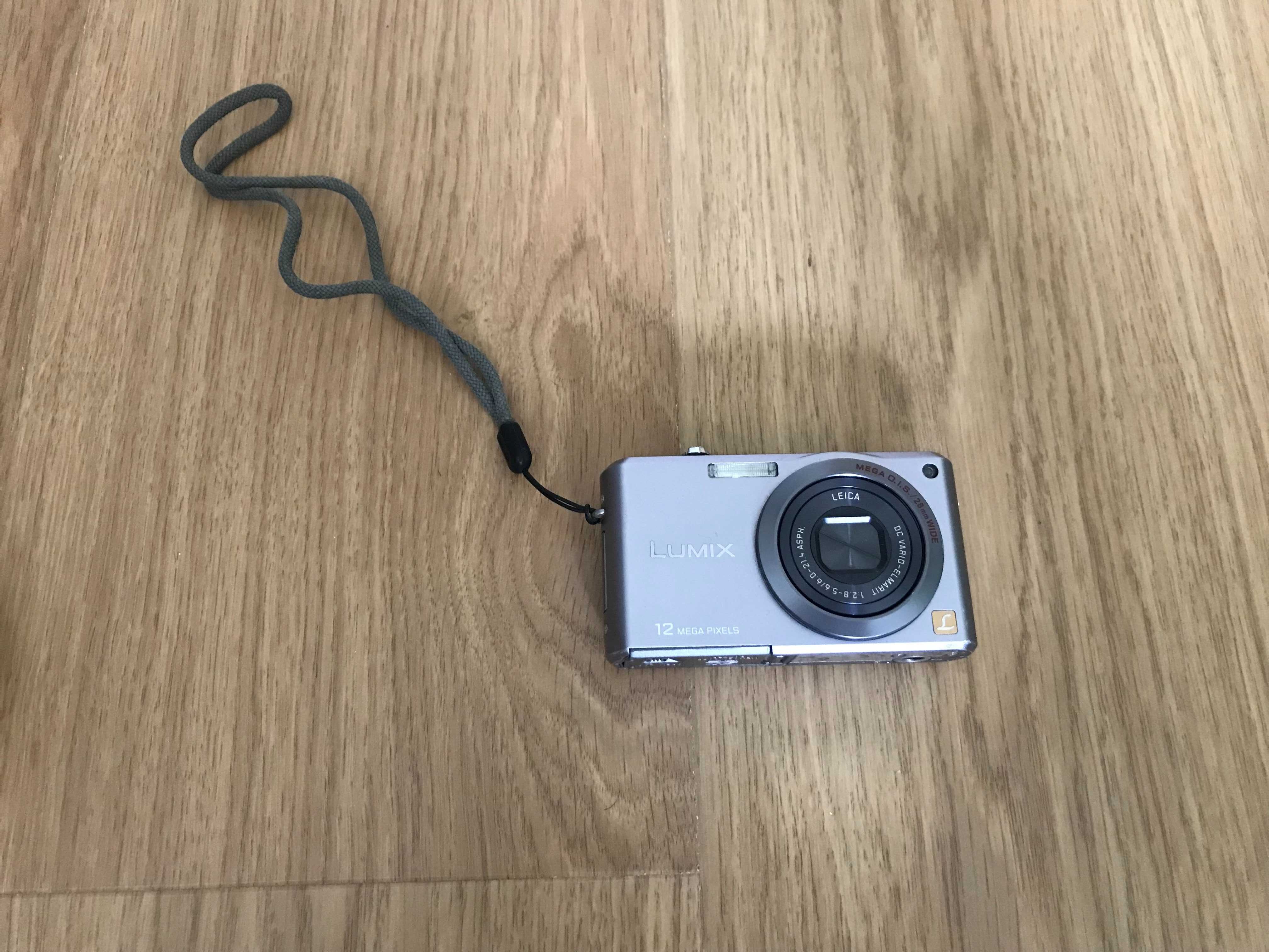 Aparat cyfrowy Panasonic Lumix DMC-FX100 z akcesoriami w etui Hama!