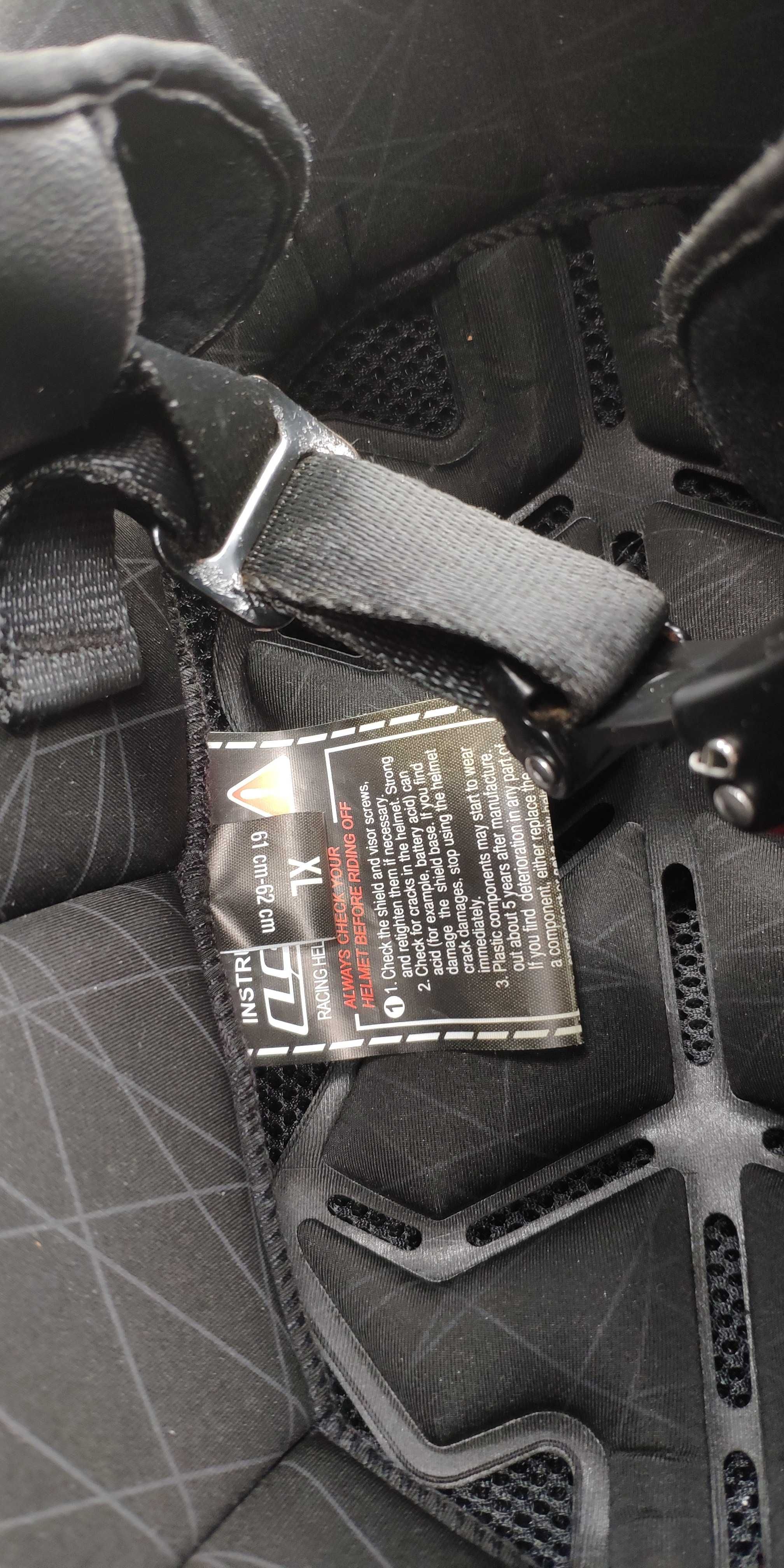 Capacetes LS2 (XL e XXL) viseira dupla (anti-embaciamento) - 100€/cada