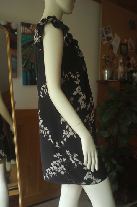 jedwabna letnia sukienka Belle by Oasis japan 100% silk zwiewna kwiaty