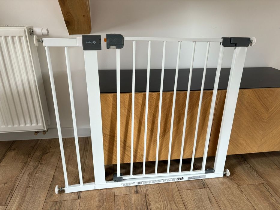 Barierka zabezpieczająca safety 1st