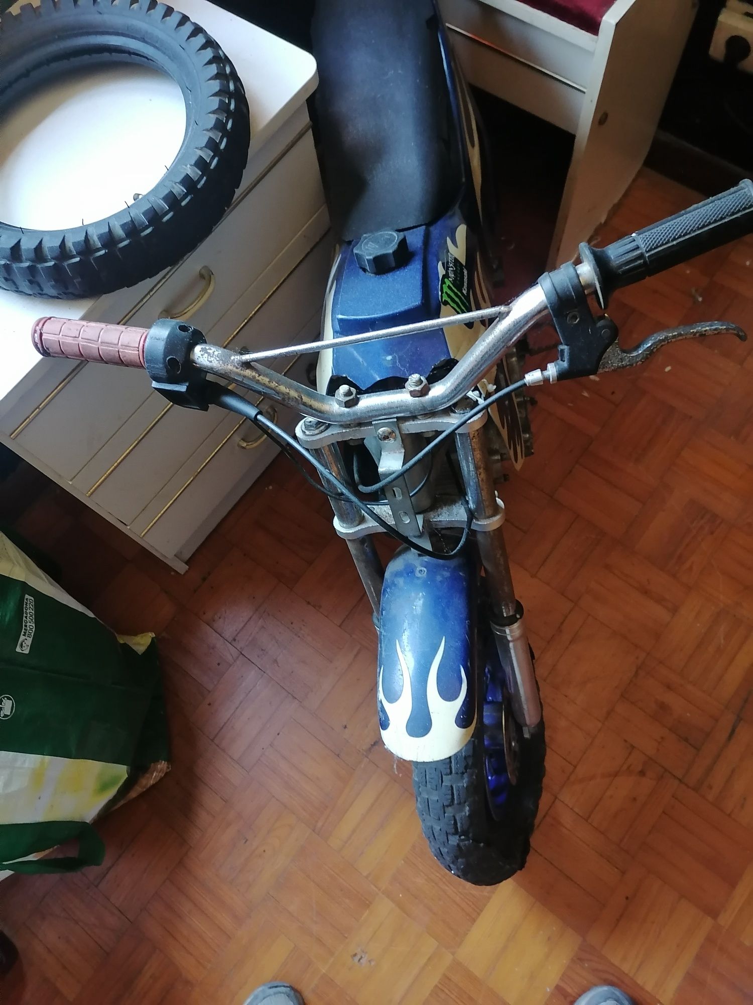Minimoto cross a trabalhar 100% alguns ajustes