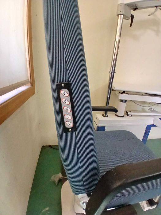 Cadeira para óptica/ optometrista / oftalmologista