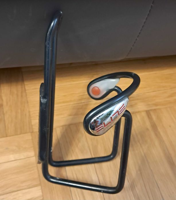 Koszyk,uchwyt na bidon rowerowy włoskiej firmy ELITE czarny,aluminiowy