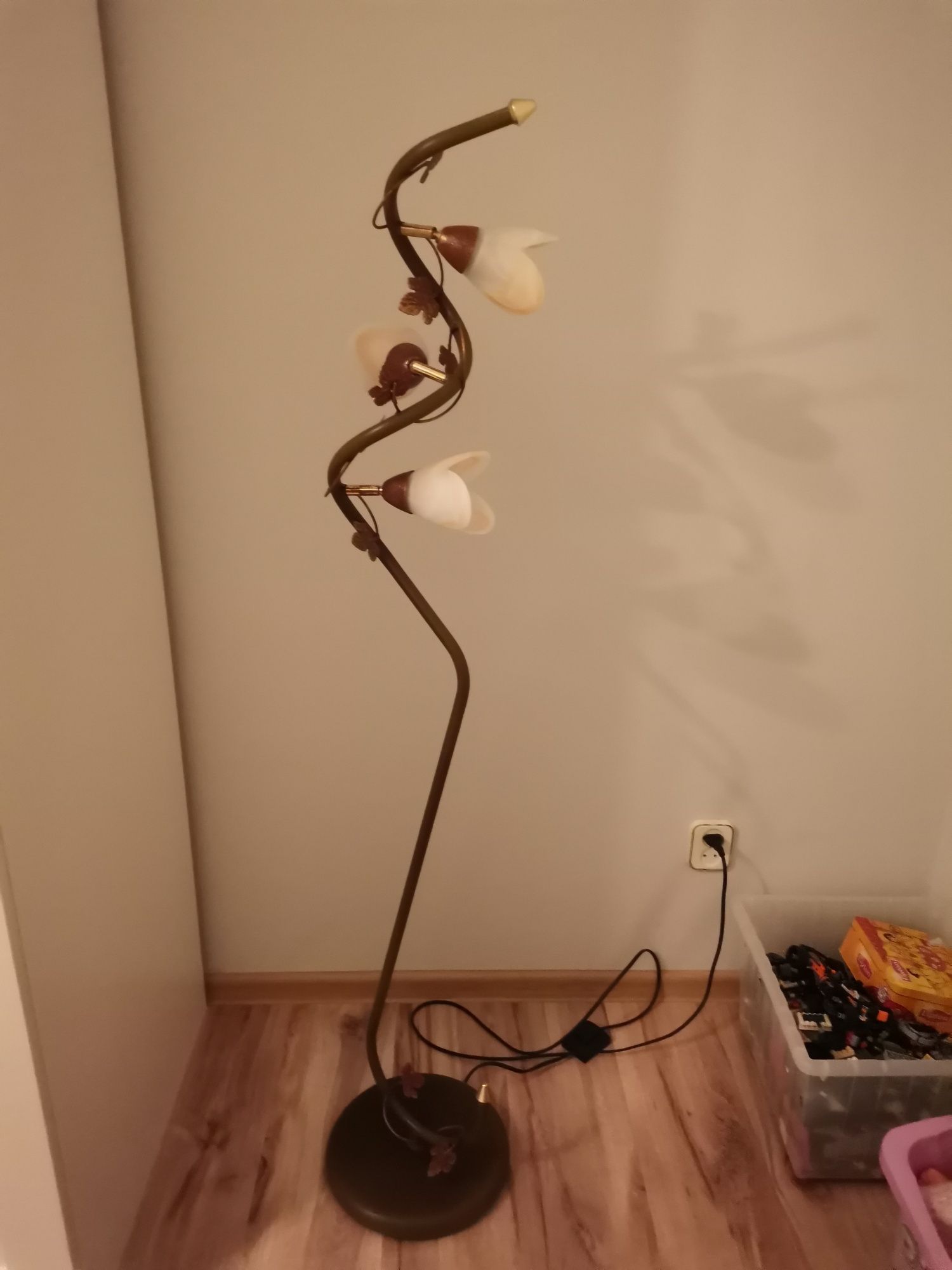 Komplet lampka + żyrandol