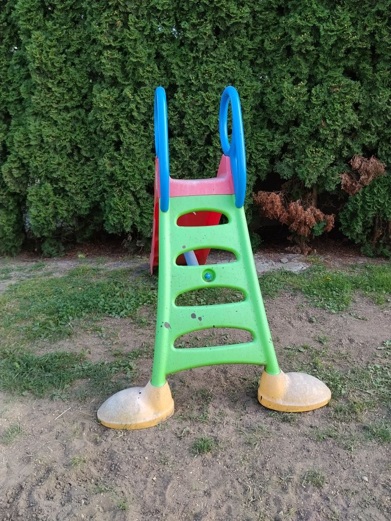 Zjeżdżalnia plastikowa