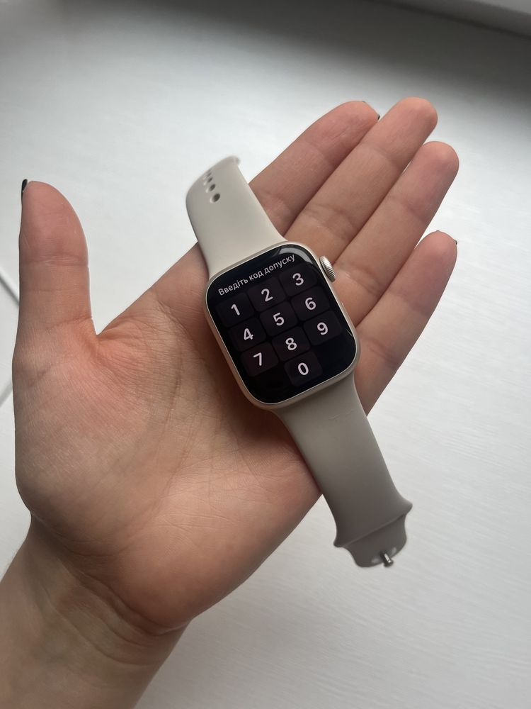 Apple Watch Series 8 41mm Aluminum & ceramic case /Дисплей ідеальний