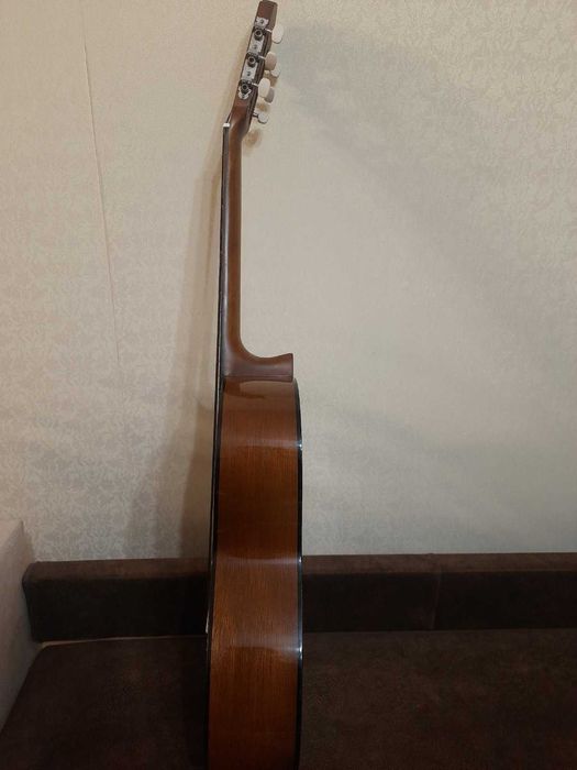 Класична гітара Yamaha C40 з утепленим чохлом та комплектом струн