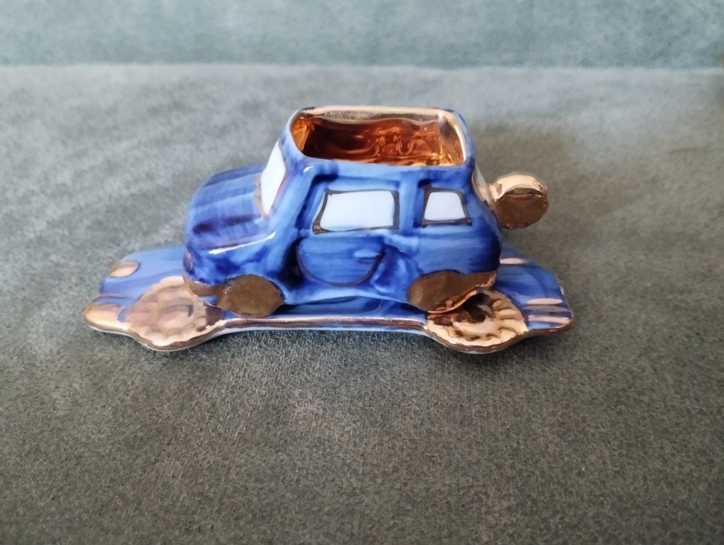 Chávena Miniatura em Forma de Carro Azul Pintado a Mão