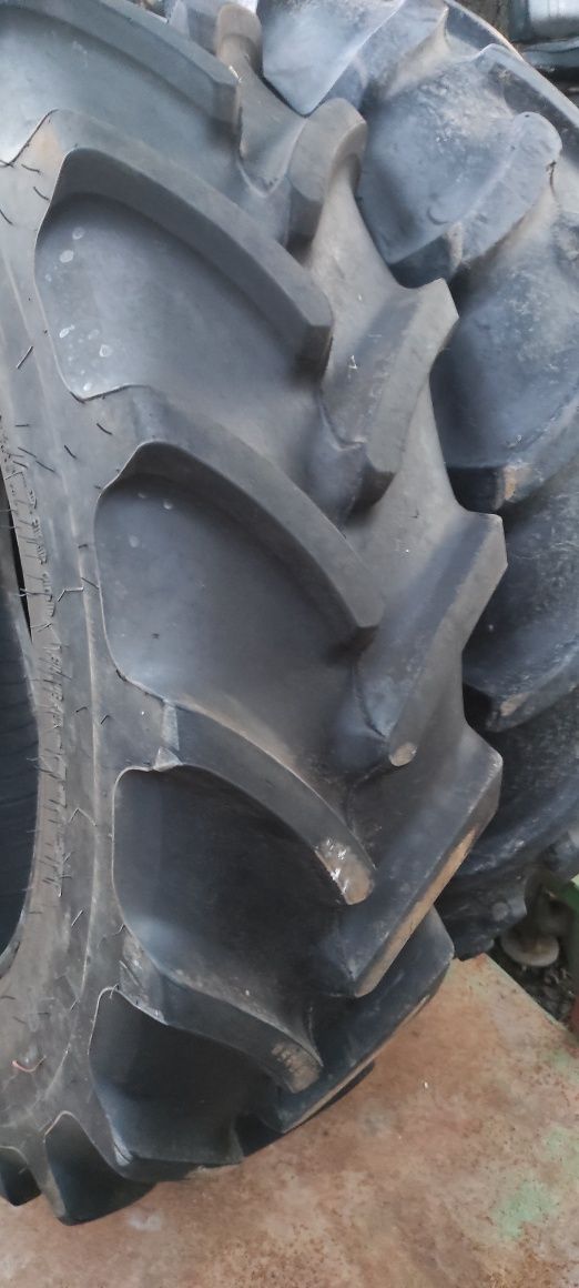 Opona 11.2 R28 radial firestone