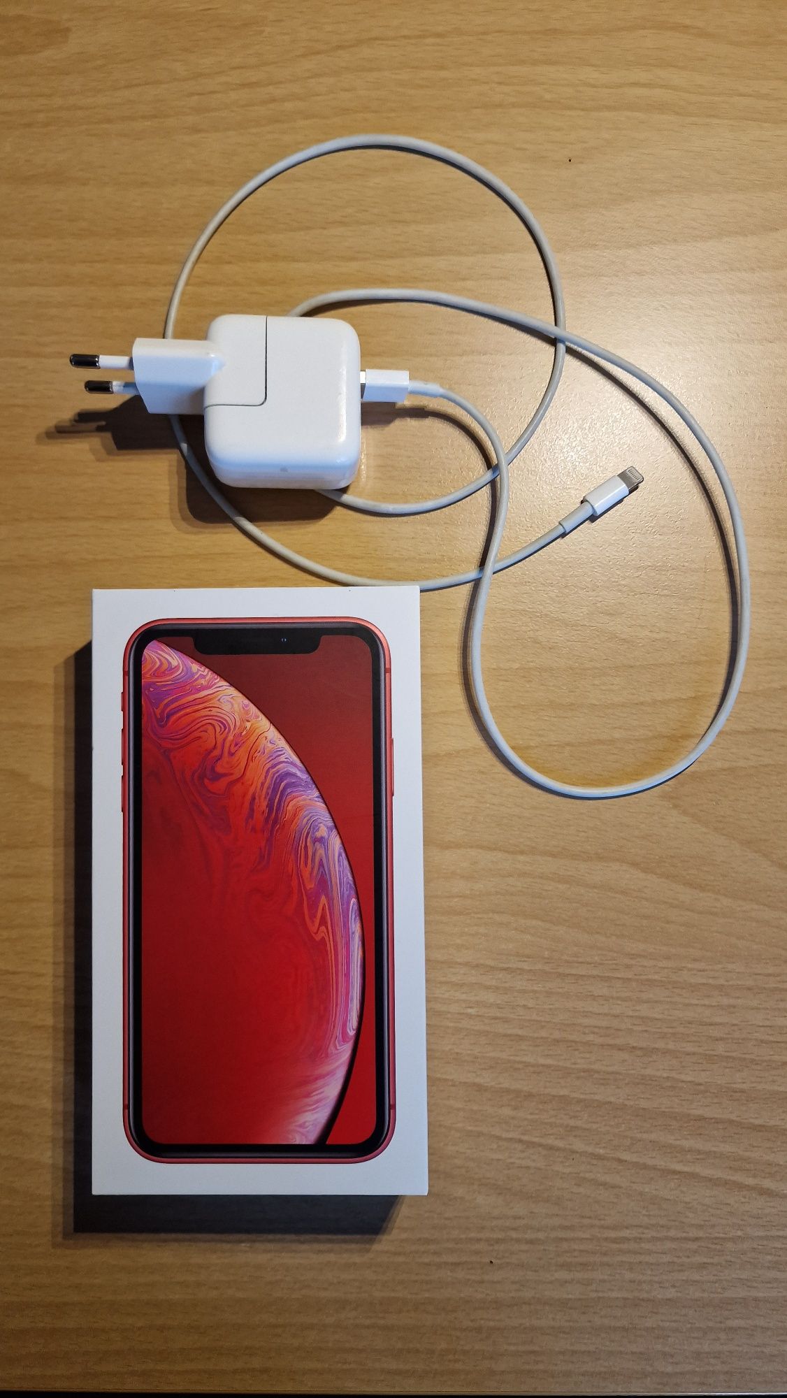 Smartfon Apple iPhone XR 3 GB / 128 GB czerwony