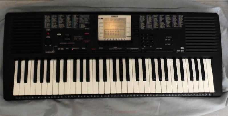 YAMAHA PSR-330 Keyboard Dynamiczna Klawiatura Midi sequencer