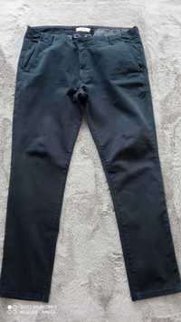 Męskie casualowe spodnie, r.36 Reserved