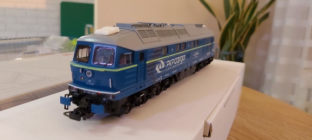 Lokomotywa spalinowa Piko ST49-001 PKP Cargo Logistic H0 PKP Ludmiła