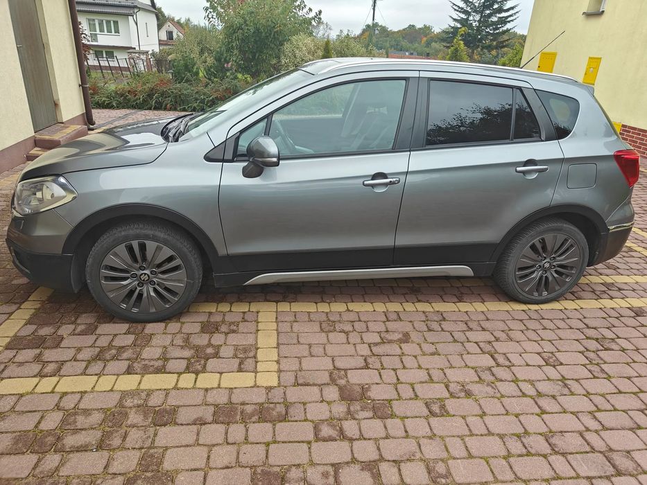 Suzuki SX4 Suzuki SX4 Cross 1.6
