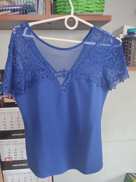 Bluzka z koronką elegancka