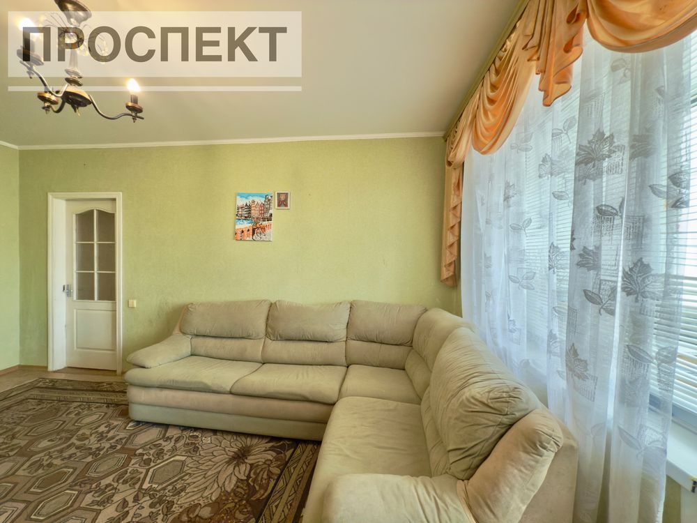 Продам 2-х кімнатну квартиру пр-т Лушпи ( 10 мкр).
