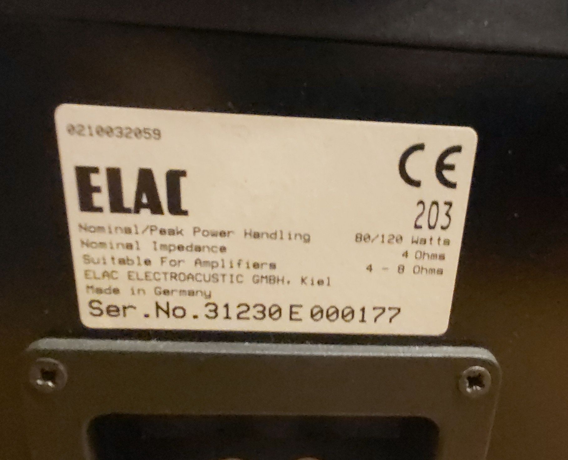 kolumny  typu monitor (podstawkowe)  elac 203 2sztuki