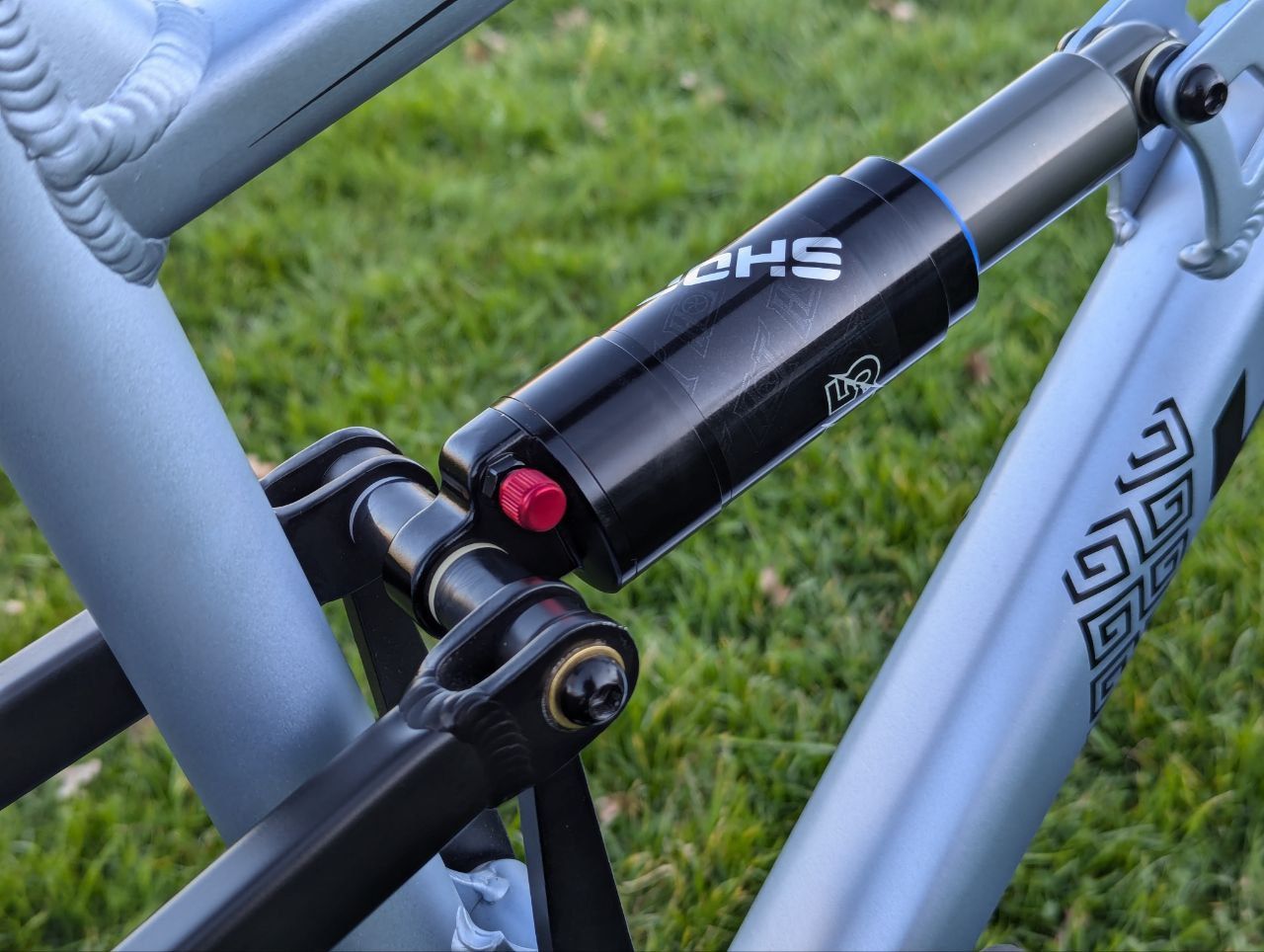 Двохпідвіс • Shimano Deore  • Гідравліка