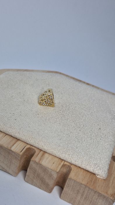 Złoty 585 charms kryształ brylant diament z białą cyrkonią