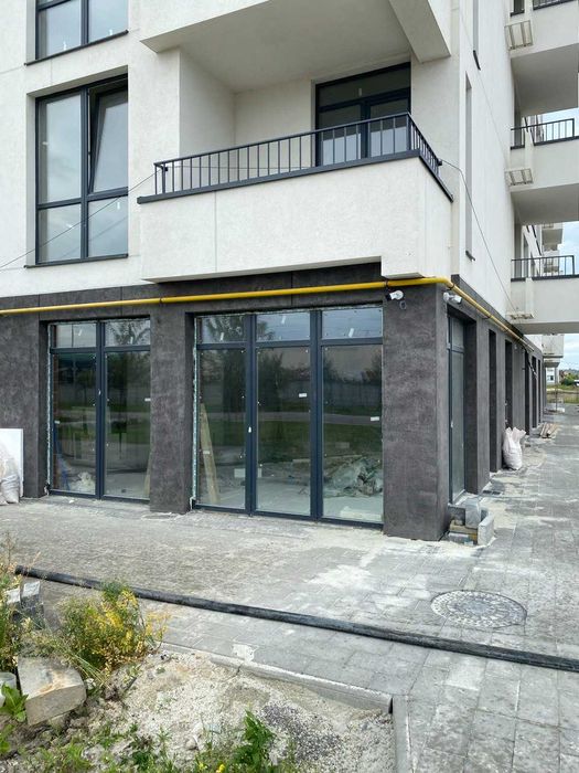 ОРЕНДА МАГАЗИНУ 106кв.м. Городок, кутове, фасадне