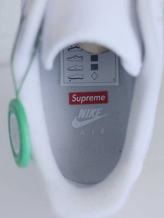 Buty meskie Mokasyny Nike_Air_Force_1_LowSupremeWhite r.40