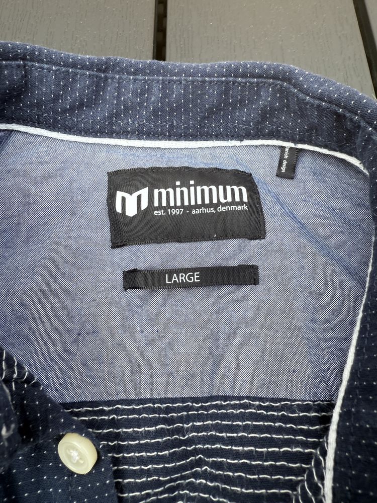 Koszula marki Minimum