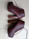 Botas mulher salto alto