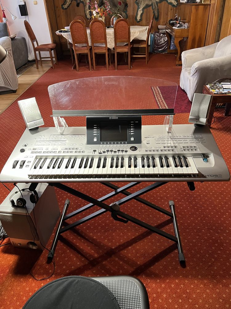 Yamaha Tyros 3 pełny zestaw