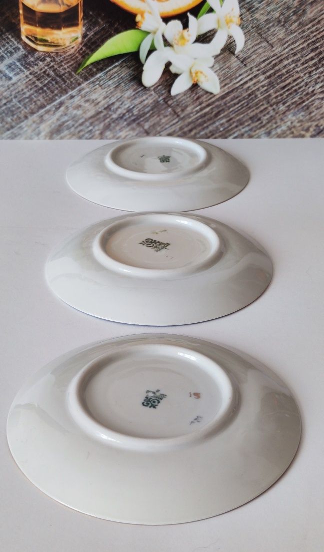 Spodki Carry talerzyki 3 sztuki piękna stara porcelana Włocławek
