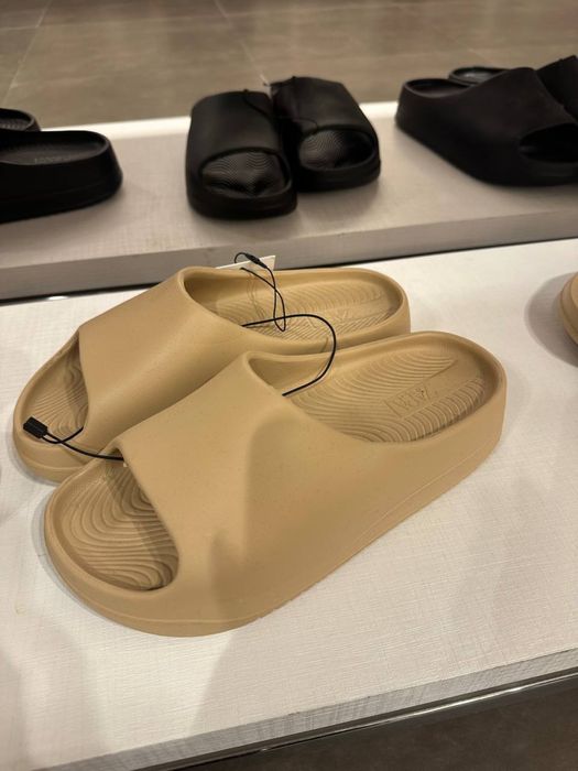 Шлепанцы тапочки zara