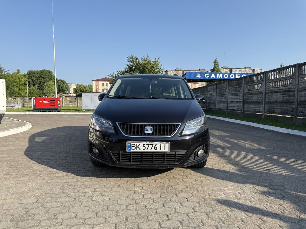 Seat Alhambra 2011 • 2.0 TDI • 7 місць