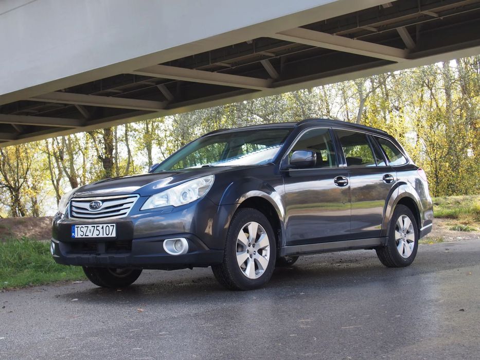 Subaru Outback Piękny 2.5 Benzyna Automat 4x4 Hak Kamera Elektryka Serwis Zamiana!