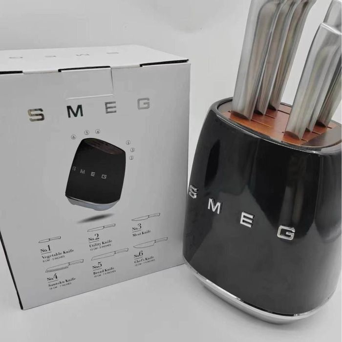 Набір ножів Smeg чорний! Терміново. В наявності!