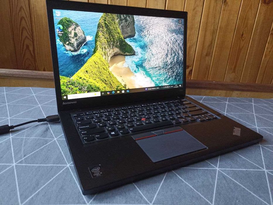 Lenovo Thinkpad t450s (i5, ssd 240Gb, 8gb ram)