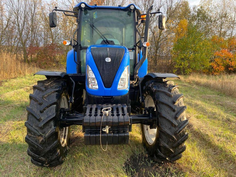 Продам трактор NEW HOLLAND