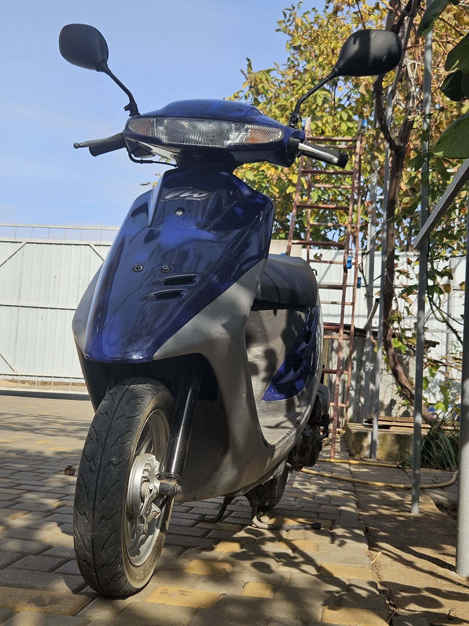 Мопед Honda Dio-27