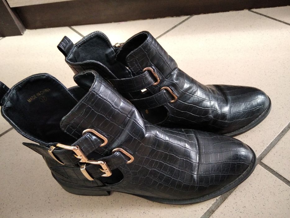 Buty czarne damskie MOHITO