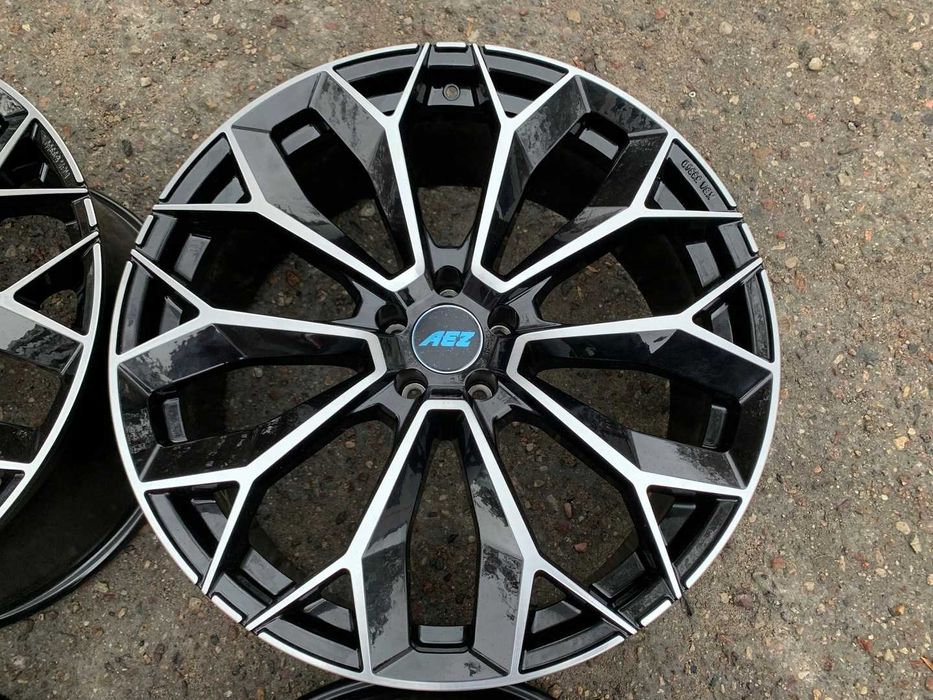 4x felgi AEZ LEIPZIG Dark 22x9,5 rozstaw 5x112 ET 32 NOWE AUDI Q7 Q8
